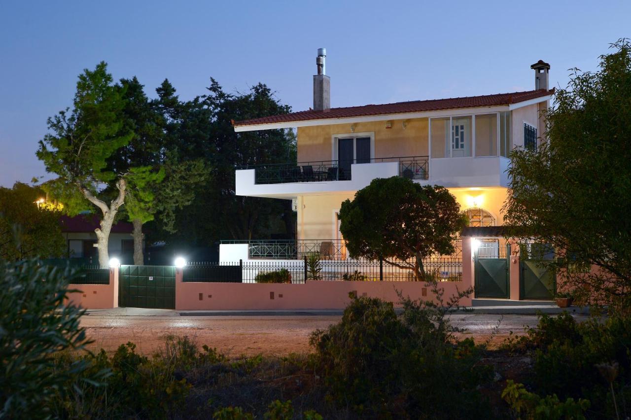 Domelia'S Luxury Apartments Near Airport & Beach Artemida  Exterior foto