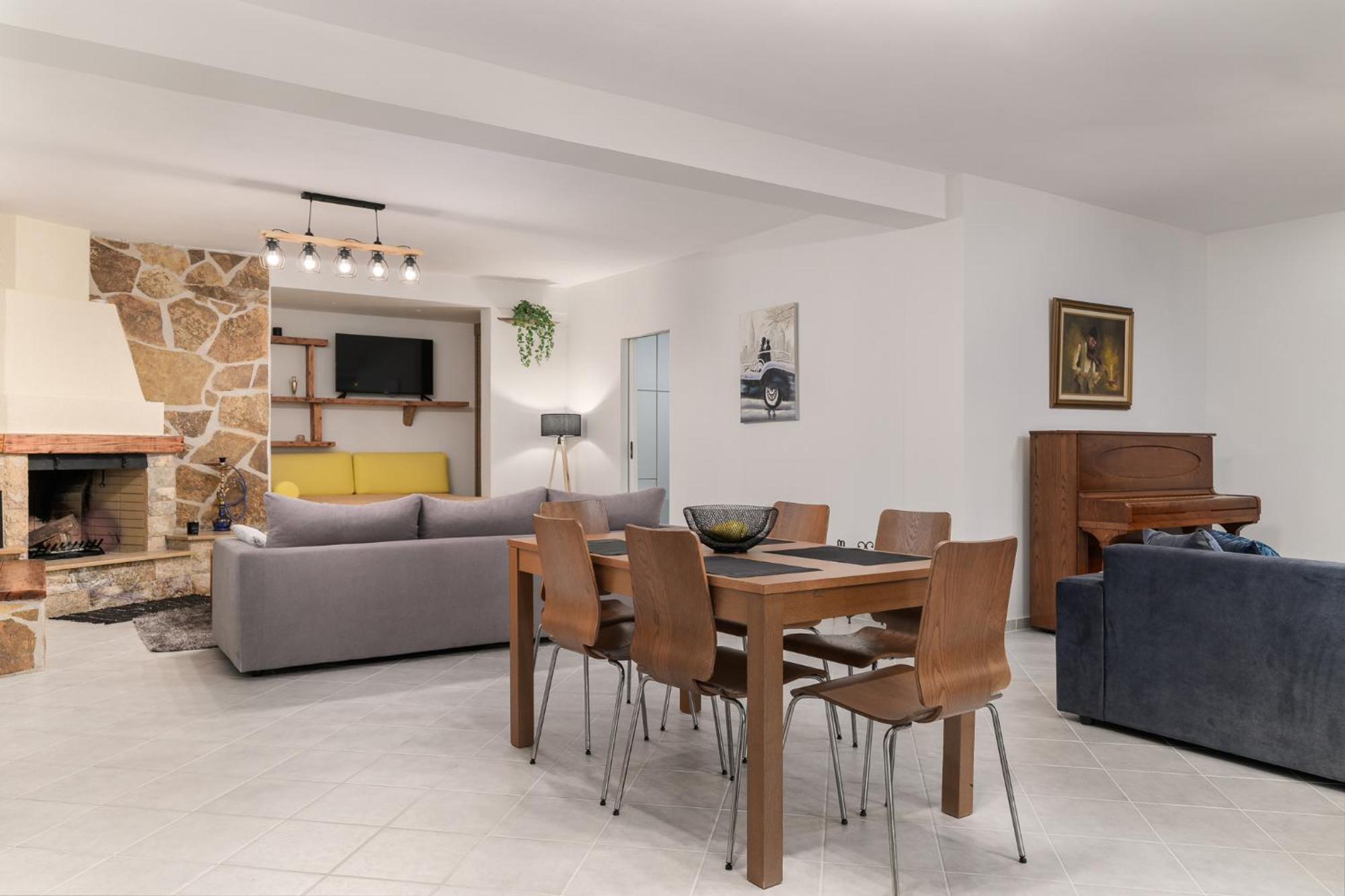 Domelia'S Luxury Apartments Near Airport & Beach Artemida  Exterior foto