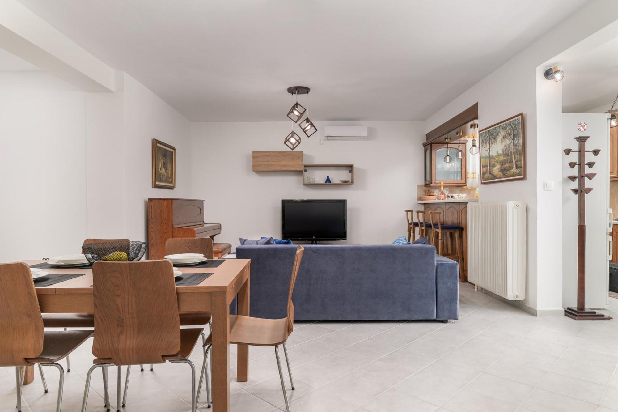 Domelia'S Luxury Apartments Near Airport & Beach Artemida  Exterior foto